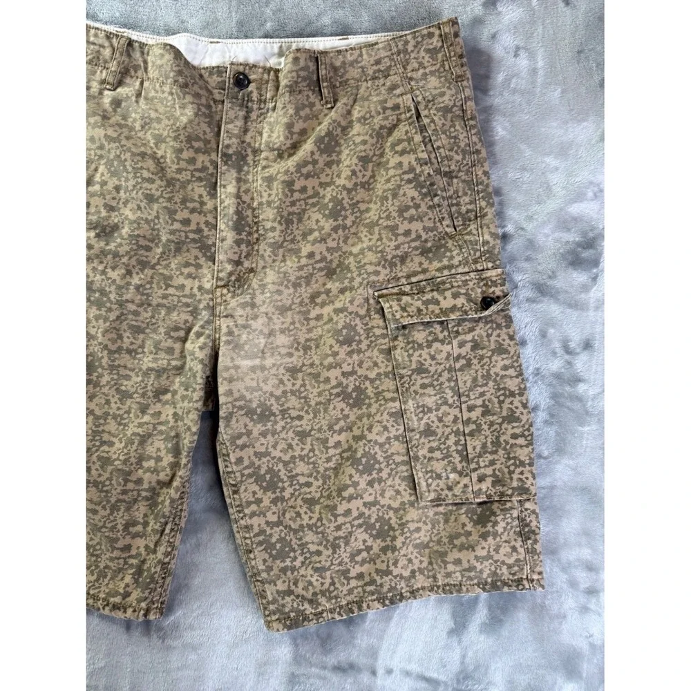 Levi's Mens Digital Camo Cargo Shorts Tan Brown Size 38 Pockets Multicolor